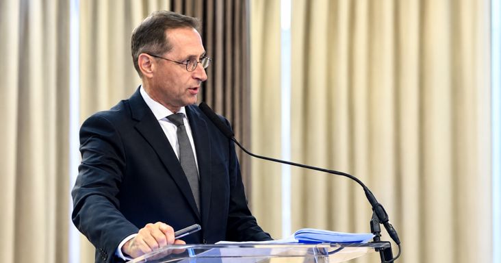 Megjött az ítélet: sok mindent újra kell húzni, hogy eurónk lehessen