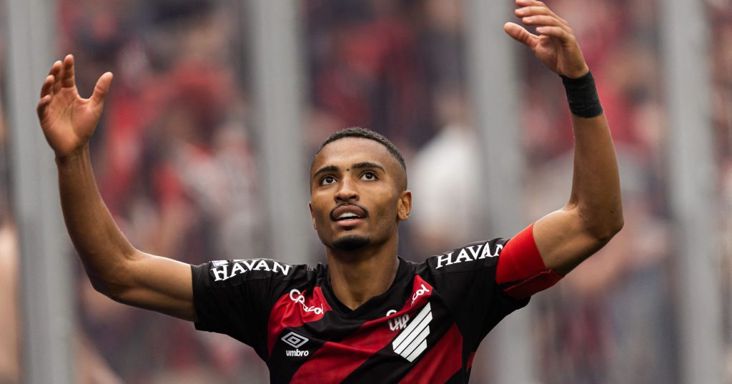Egri Viktor: hogyan bizonyította egy futballista a relativitáselméletet?