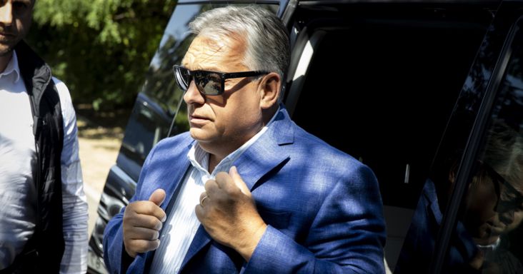 Orbán Kötcsén is csak vergődött