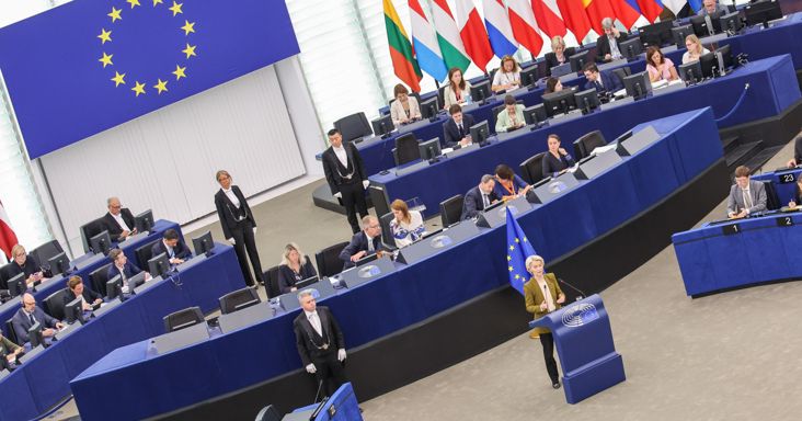Von der Leyen bejelentette, hogy Kanada az EU kvázi tagja lesz, Magyarországot pedig példaként állította a kontinens elé