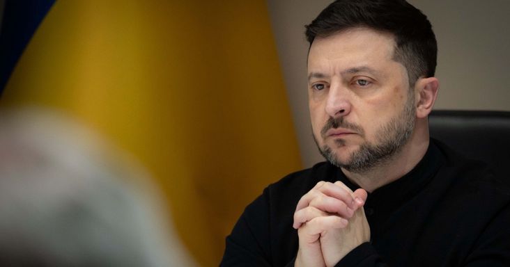 „Ez a valóság” – Merényletkísérlet Zelenszkij ellen? Majdnem eltalálták az elnök gépét
